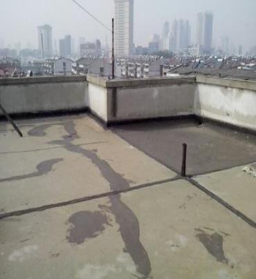 晋江漏水维修 楼顶漏水是什么原因，楼顶漏水维修方法是什么?